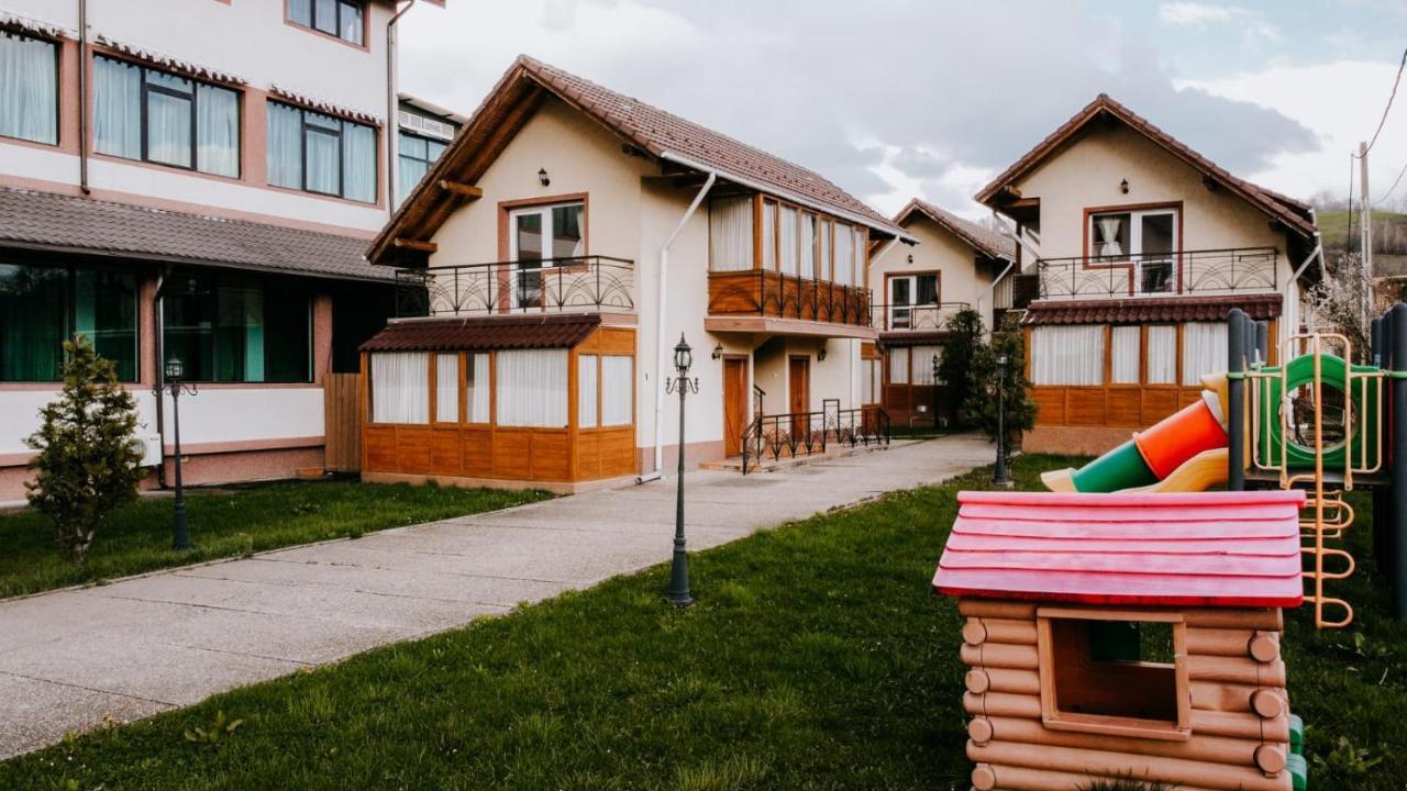 Hotel,Villas & Events Bran برانْ المظهر الخارجي الصورة